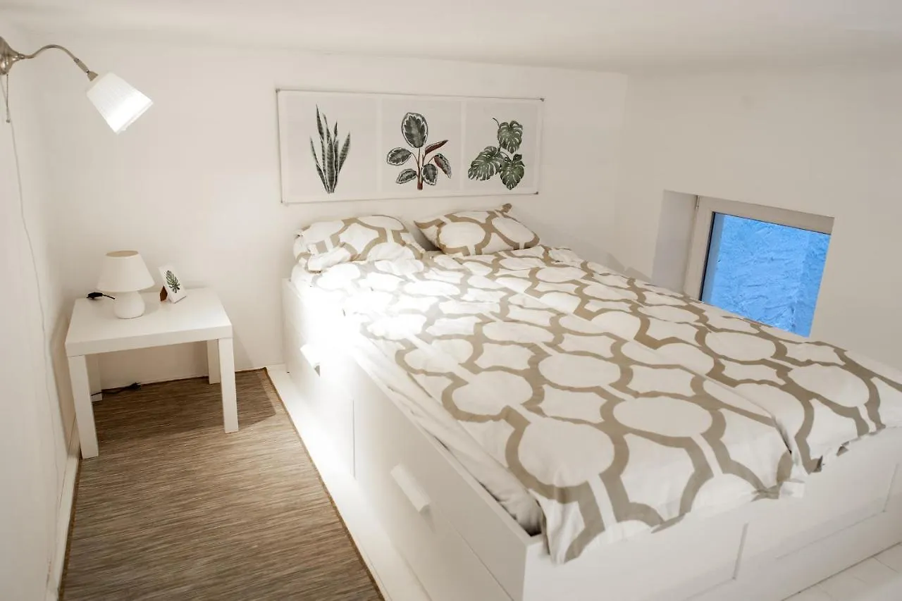 N28 Studio Apartment In Andrassy Boulevard. Budapest 0*,  Hungary