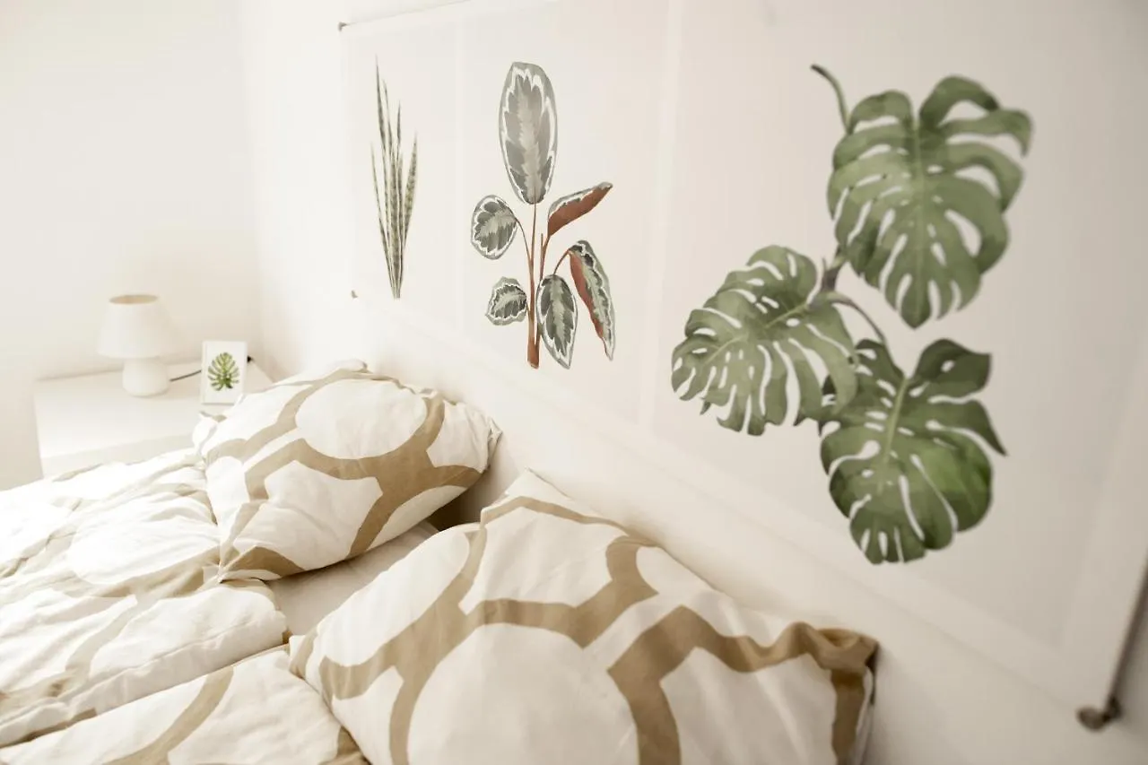 N28 Studio Apartment In Andrassy Boulevard. Budapest