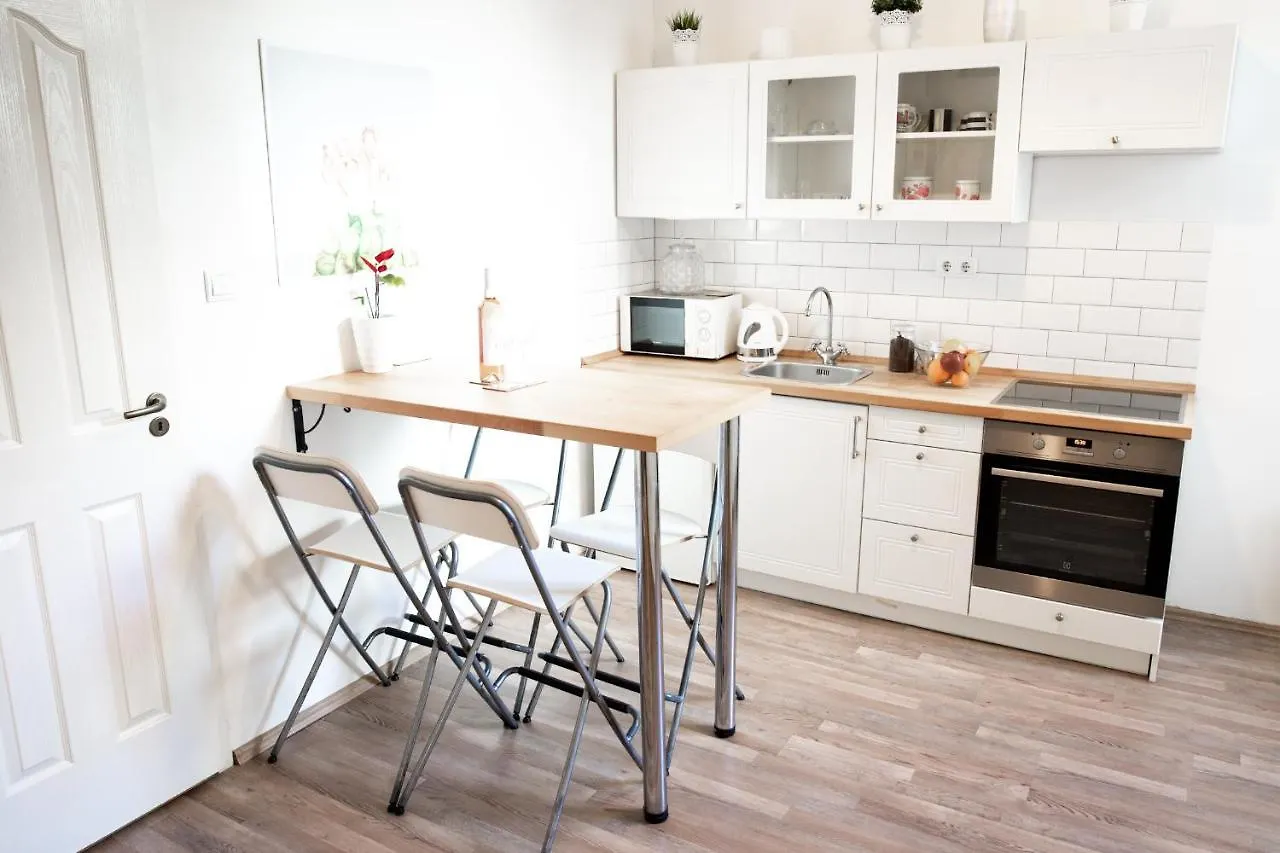 N28 Studio Apartment In Andrassy Boulevard. Βουδαπέστη